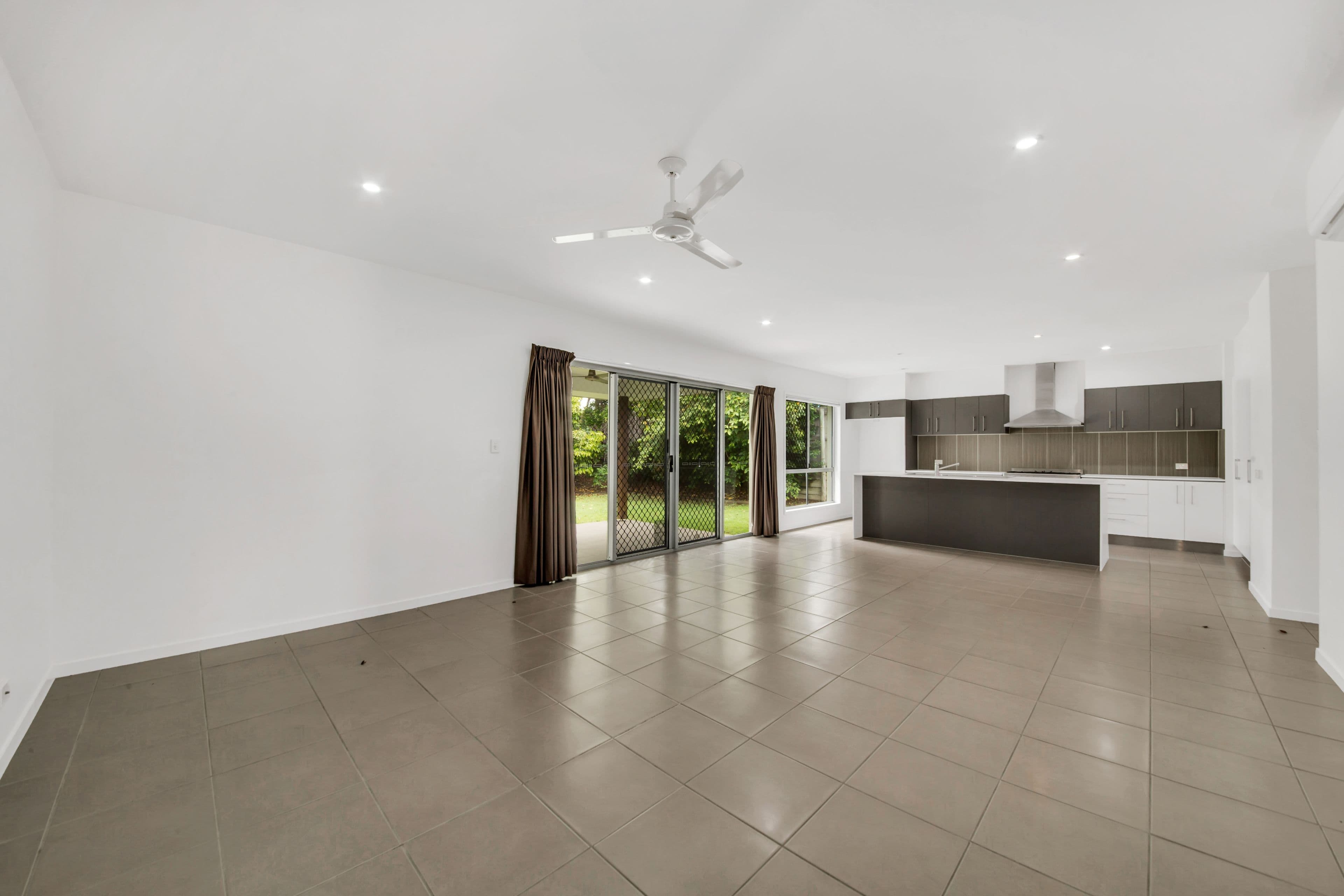 3 Namadgi Terrace, New Auckland QLD 4680, New Auckland - Thumbnail 4