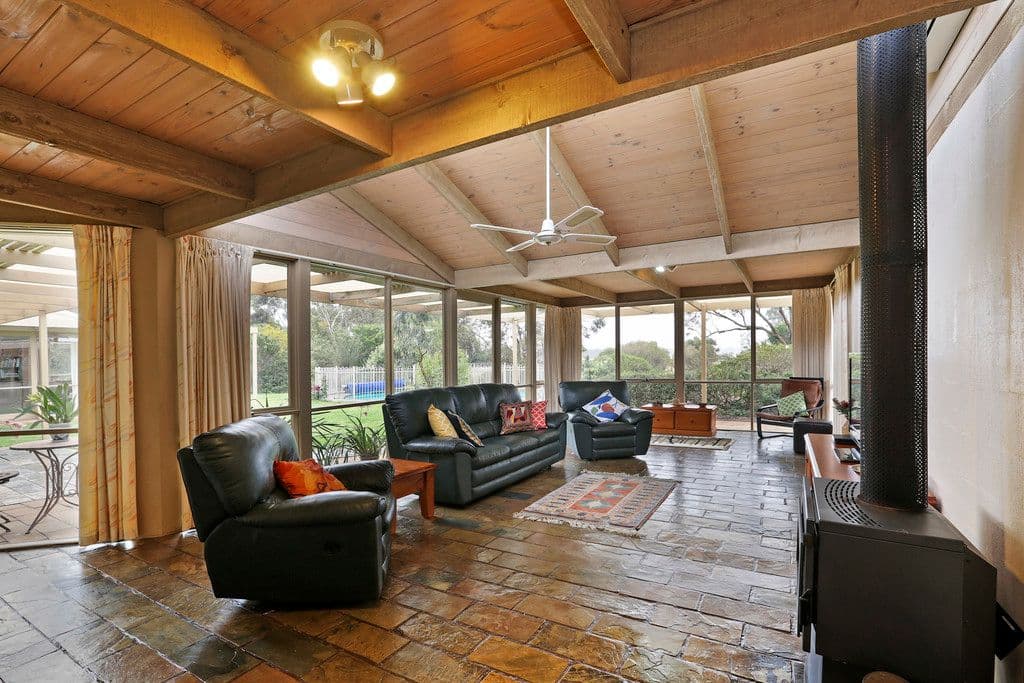 190 Plains Road, Lara VIC 3212, Lara - Thumbnail 3