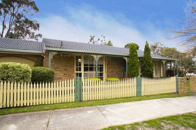 2 Cousin Drive, WANTIRNA SOUTH VIC 3152, Wantirna South - Thumbnail 2