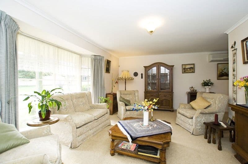 2 Cousin Drive, WANTIRNA SOUTH VIC 3152, Wantirna South - Thumbnail 4