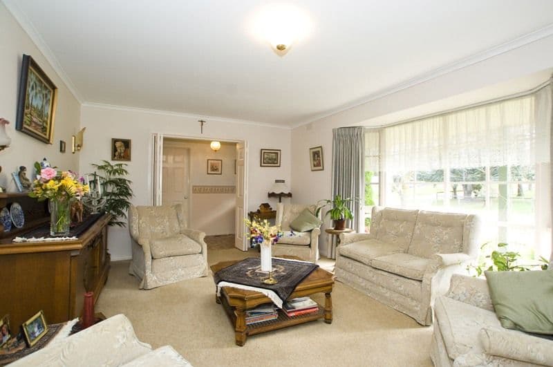 2 Cousin Drive, WANTIRNA SOUTH VIC 3152, Wantirna South - Thumbnail 5