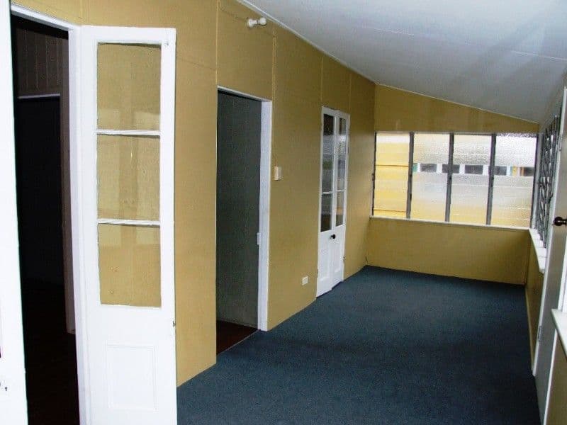 33 Margaret Street, ALLENSTOWN QLD 4700, Allenstown - Thumbnail 4
