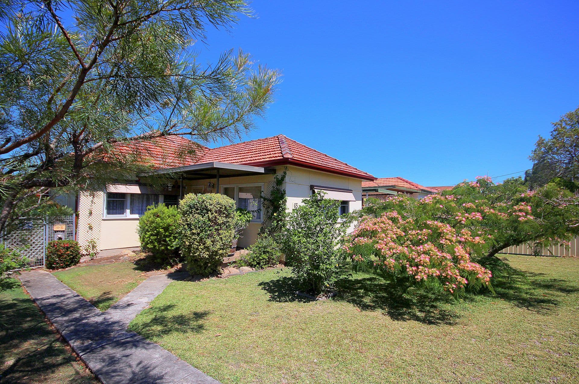 65 Rose Street, Sefton - Thumbnail 2