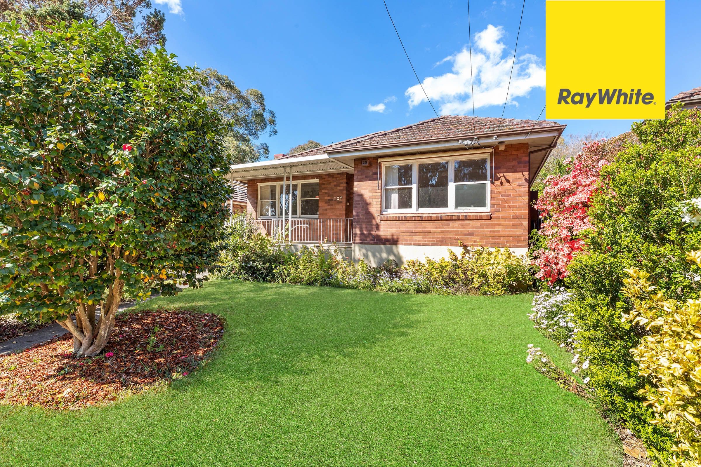 24 Graham Avenue, Eastwood - Image 1