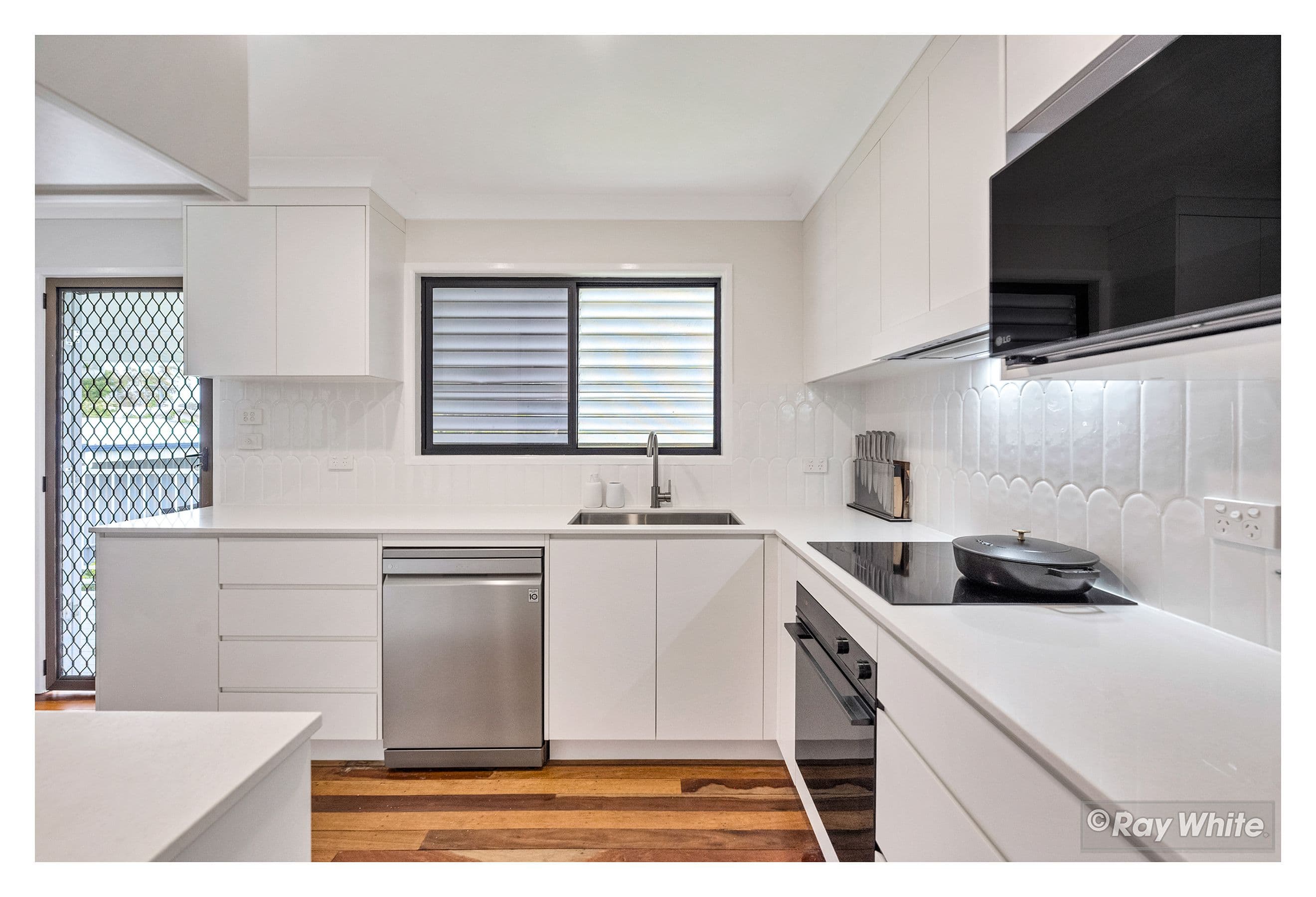 19 Bramble Street, Norman Gardens QLD 4701, Norman Gardens - Thumbnail 4