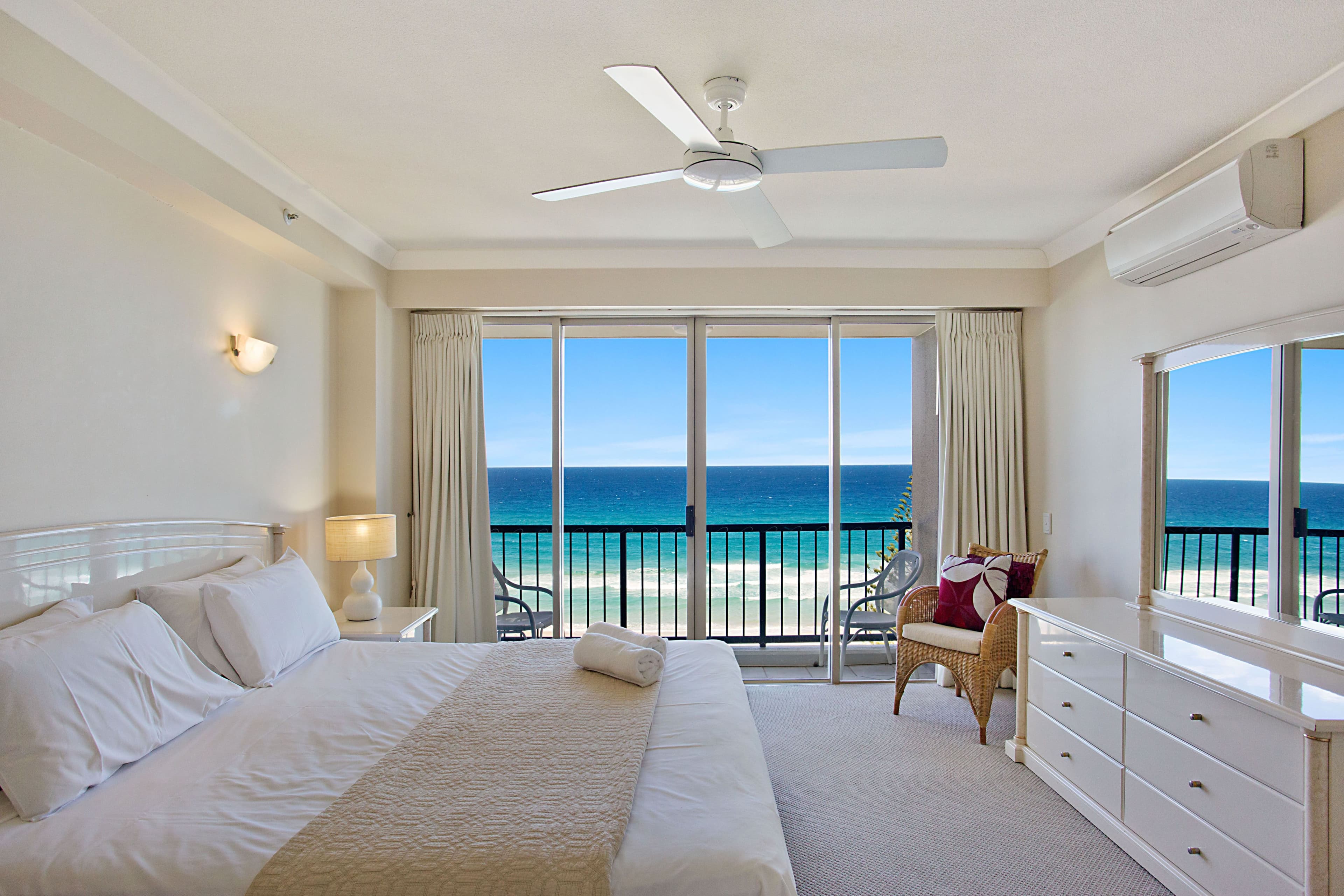 52 'Oceana On Broadbeach' 100 Old Burleigh Road, Broadbeach QLD 4218, Broadbeach - Thumbnail 5
