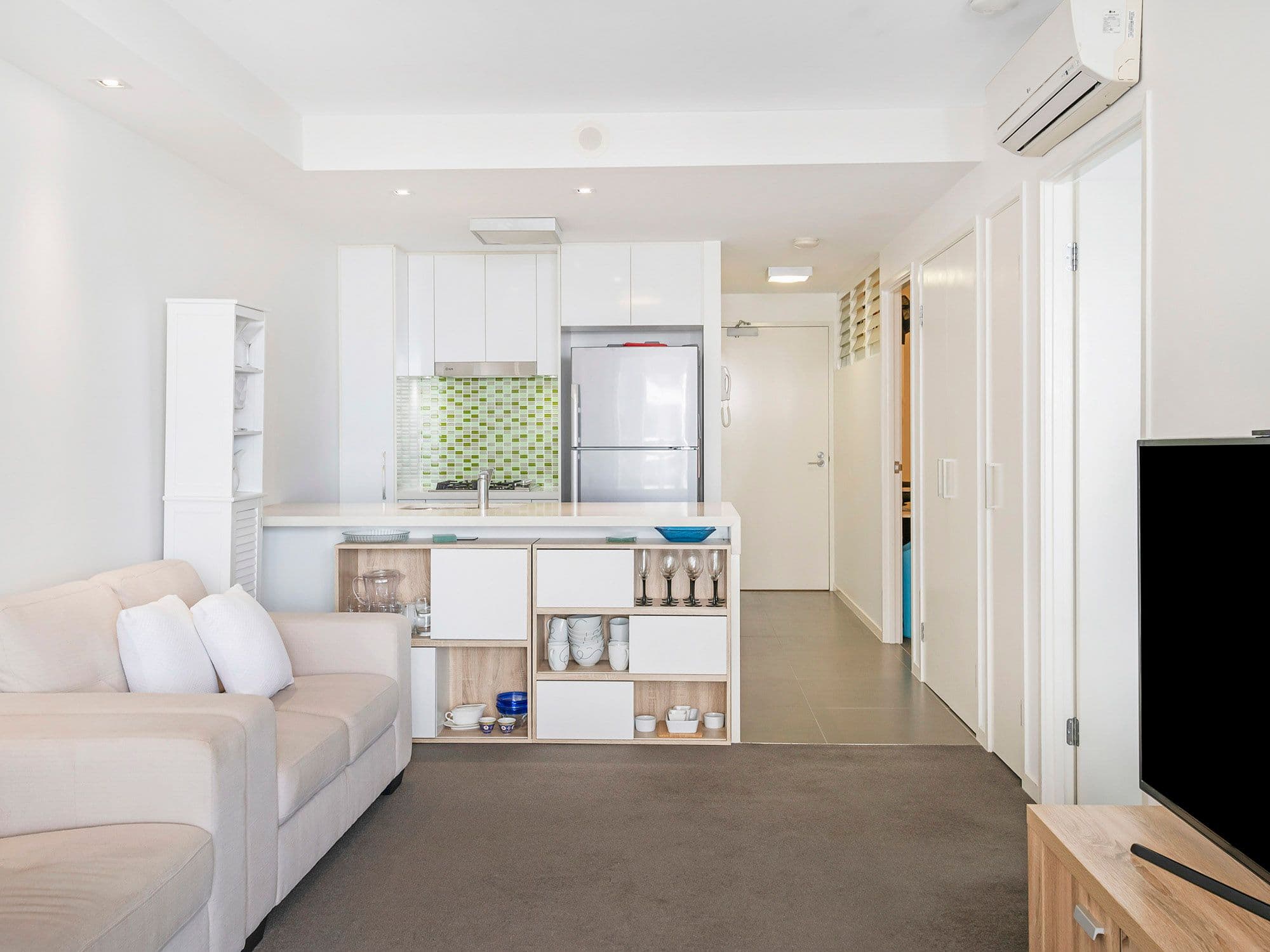 151 Logan Road, Woolloongabba QLD 4102, Woolloongabba - Thumbnail 2