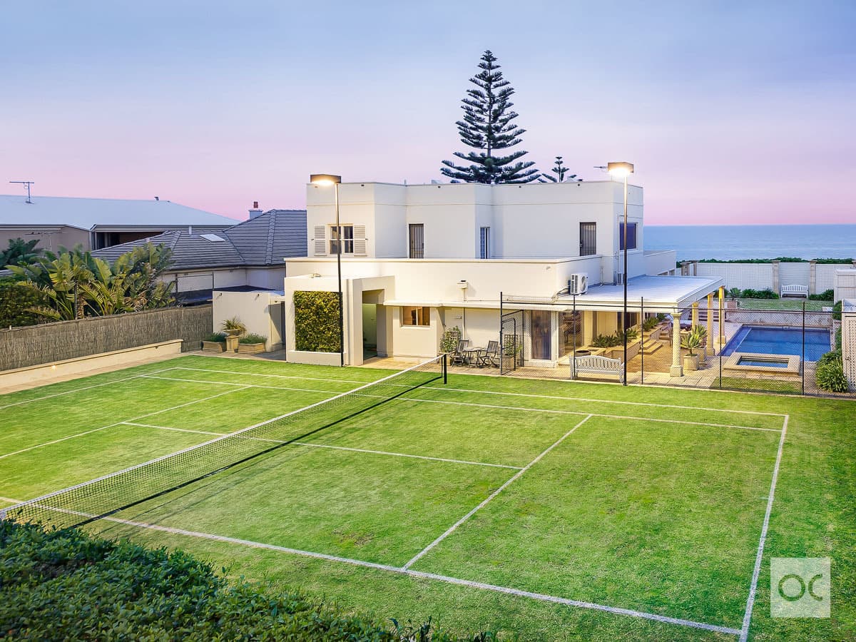 411 Esplanade, Henley Beach - Image 1