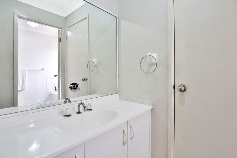 18 Bluewattle Road, Worrigee - Thumbnail 6
