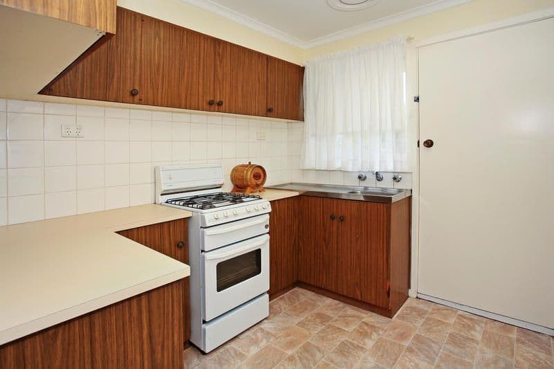 46 Sydenham Avenue, MANIFOLD HEIGHTS VIC 3218, Manifold Heights - Thumbnail 5