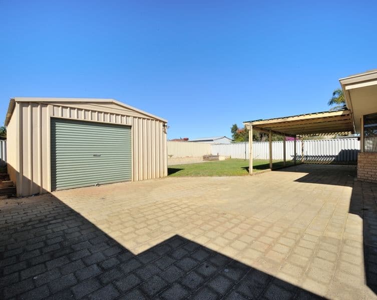 16 Lambasa Place, Waikiki WA 6169, Waikiki - Thumbnail 4