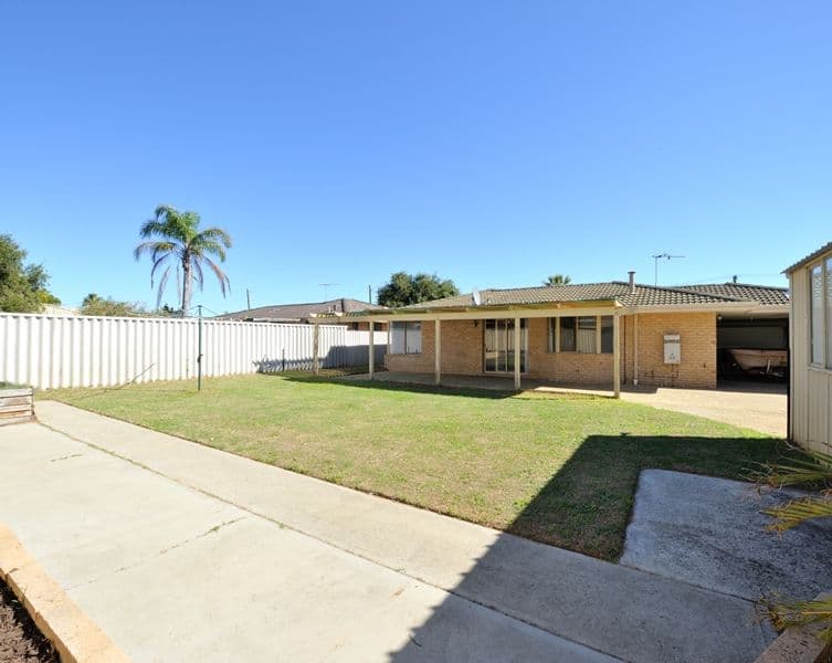 16 Lambasa Place, Waikiki WA 6169, Waikiki - Thumbnail 5