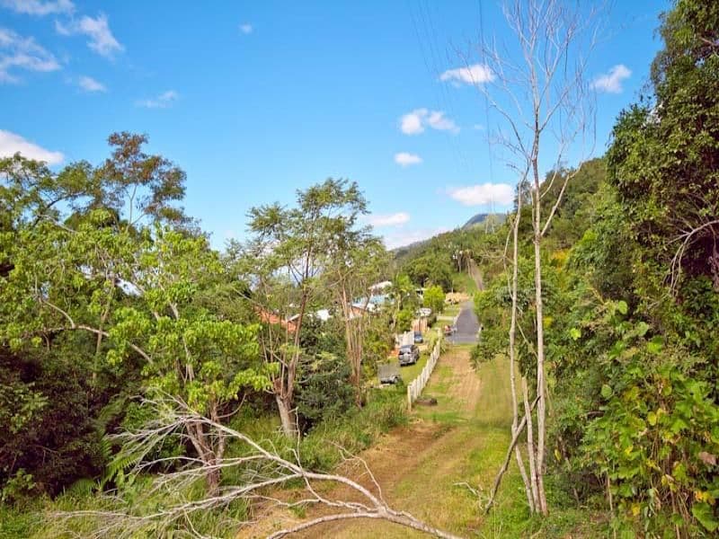 8 Julian Close, MOOROOBOOL QLD 4870, Mooroobool - Thumbnail 6