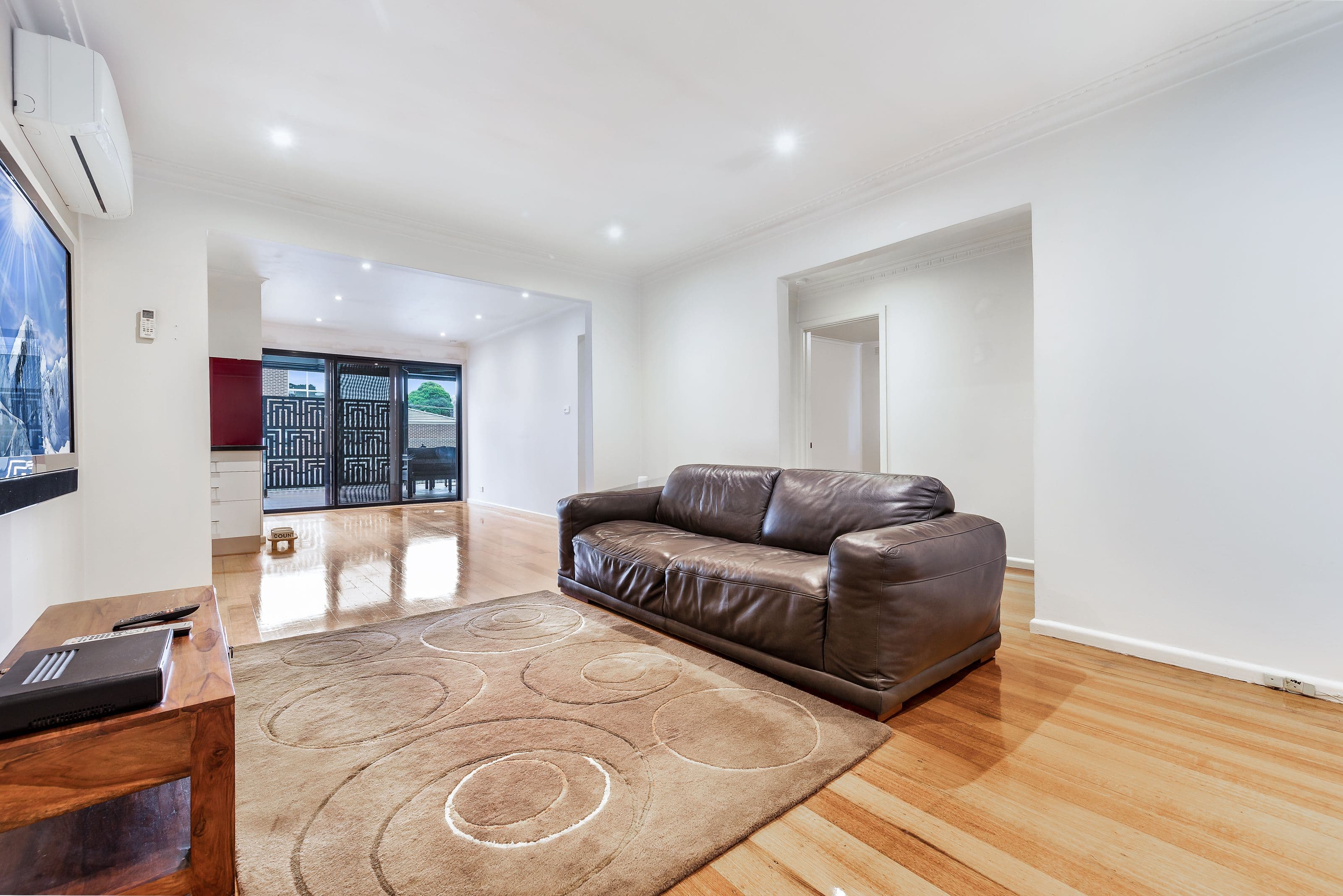 13 Kuranda Crescent, Oakleigh East VIC 3166, Oakleigh East - Thumbnail 2