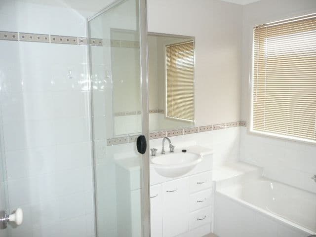 16 Tallow Street, PACIFIC PINES QLD 4211, Pacific Pines - Thumbnail 6