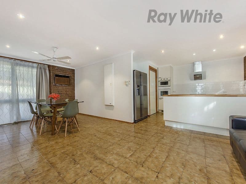 4 Newark Court, Albanvale VIC 3021, Albanvale - Thumbnail 4
