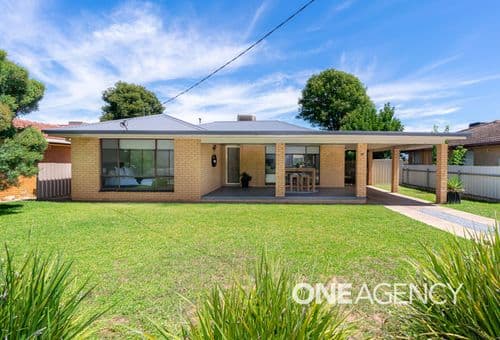 14 MAIN Street, Lake Albert, Lake Albert - Image 1