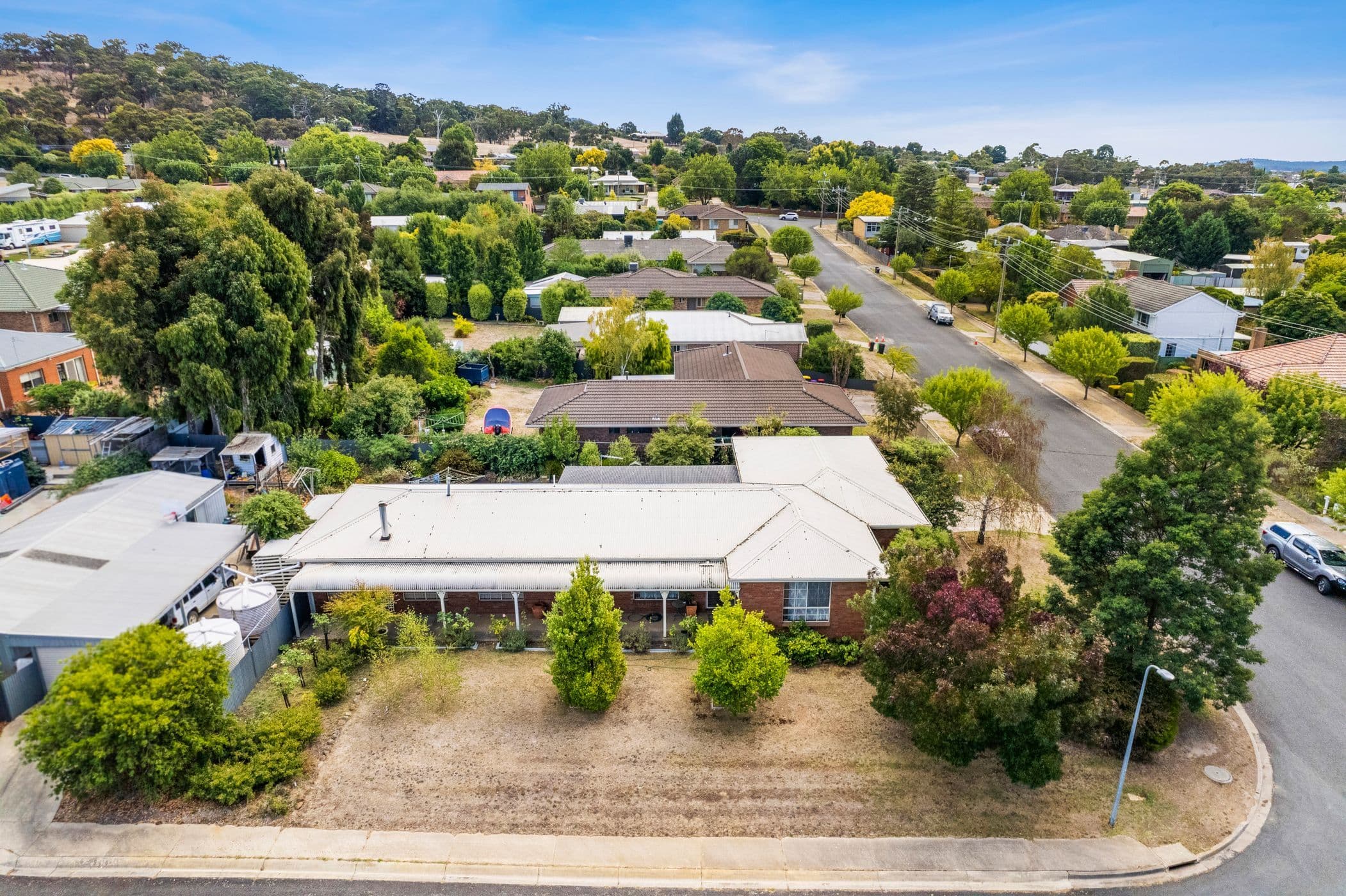 12 Blackie Avenue, Ararat VIC 3377, Ararat - Thumbnail 2
