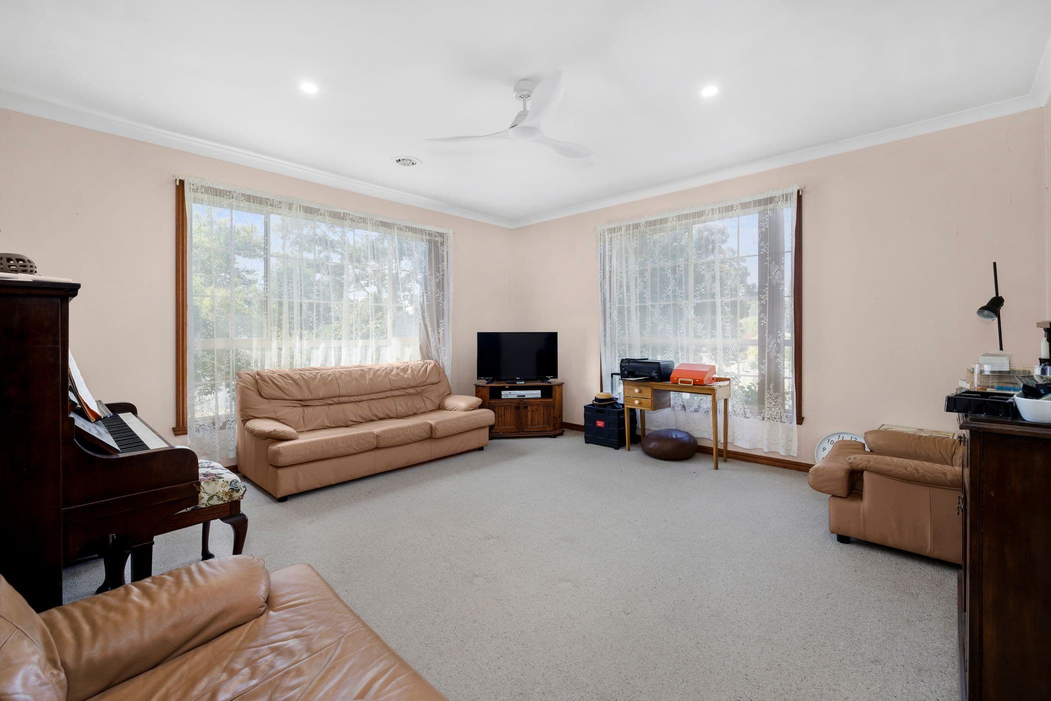 12 Blackie Avenue, Ararat VIC 3377, Ararat - Thumbnail 6