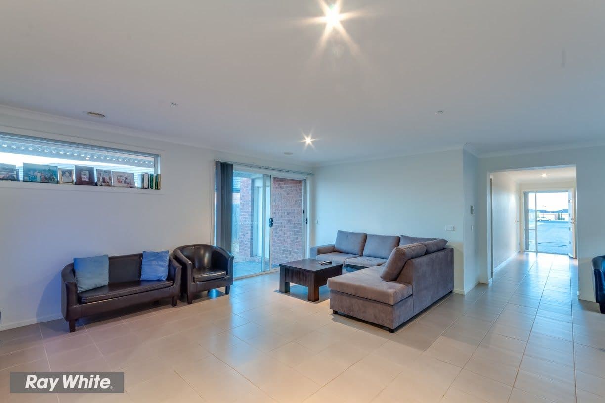 35 Galeff Avenue, TRUGANINA VIC 3029, Truganina - Thumbnail 5