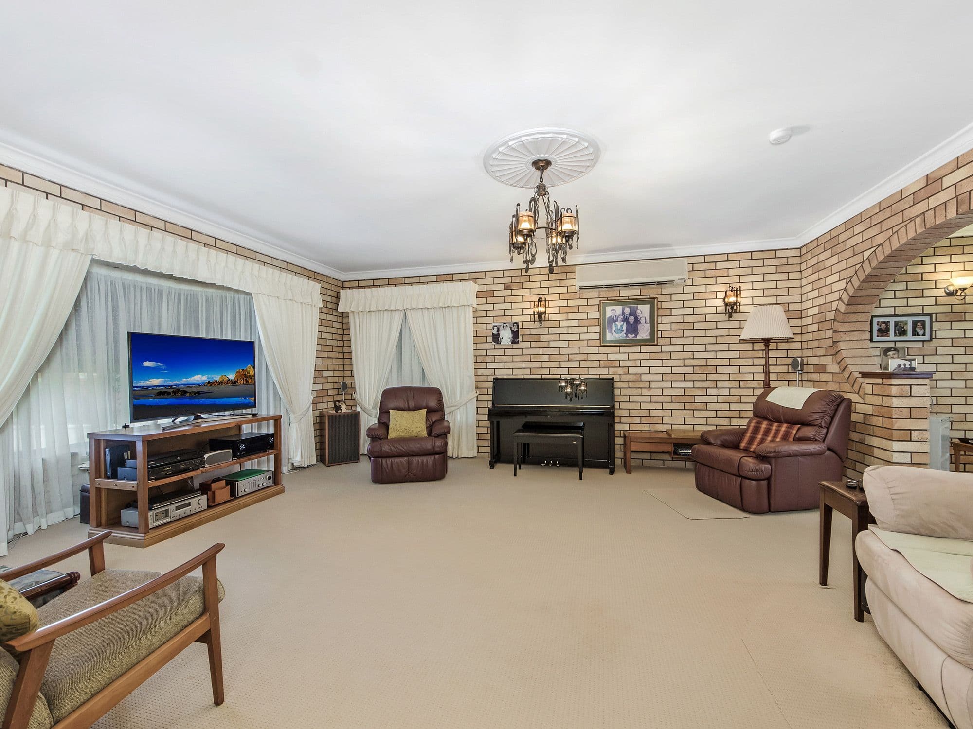 35 Lyle Street, Bacchus Marsh - Thumbnail 7