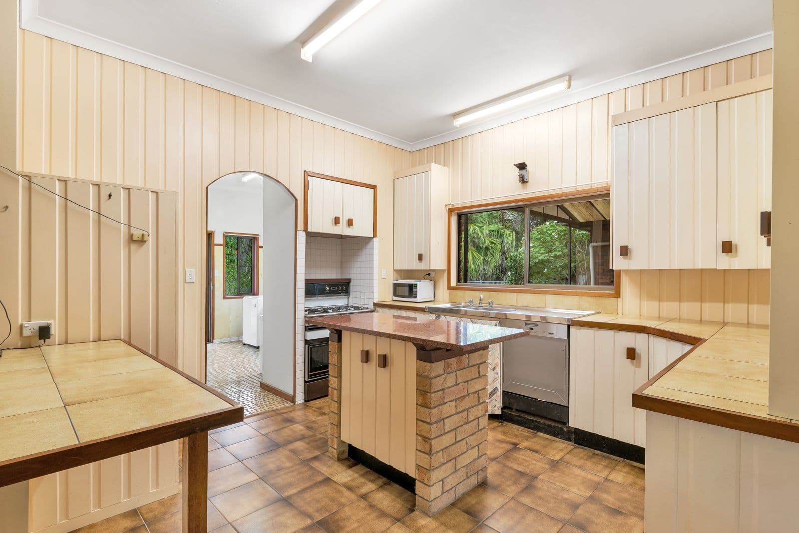 128 Old Gympie Road, Caboolture QLD 4510, Caboolture - Thumbnail 4