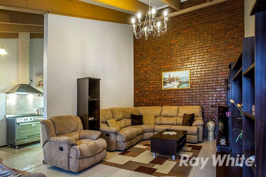 2 Bernay Court, Springvale South VIC 3172, Springvale South - Thumbnail 2