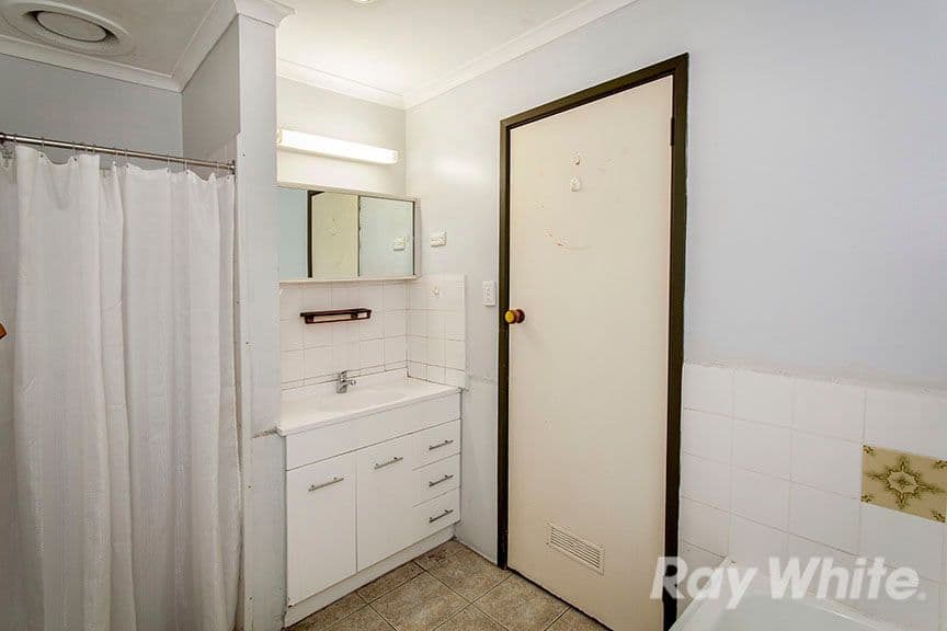 2 Bernay Court, Springvale South VIC 3172, Springvale South - Thumbnail 7