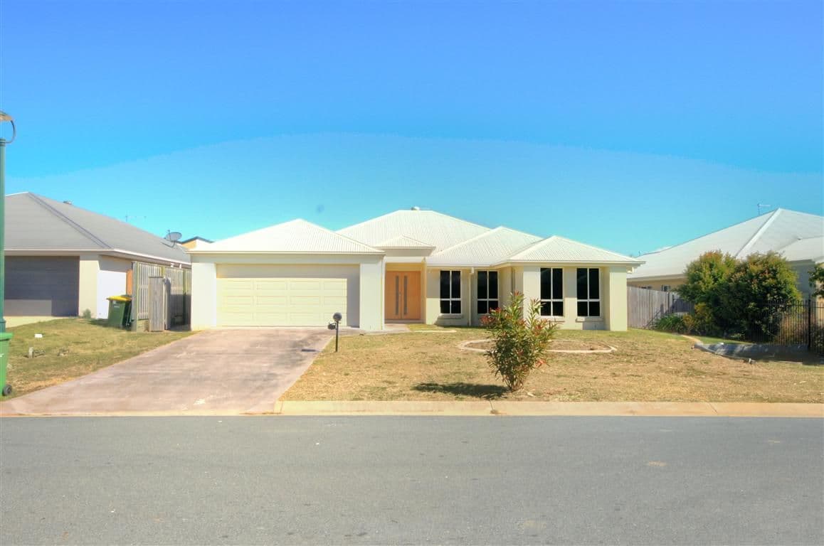 6 Bilgola Place, BLACKS BEACH QLD 4740, Blacks Beach - Image 1