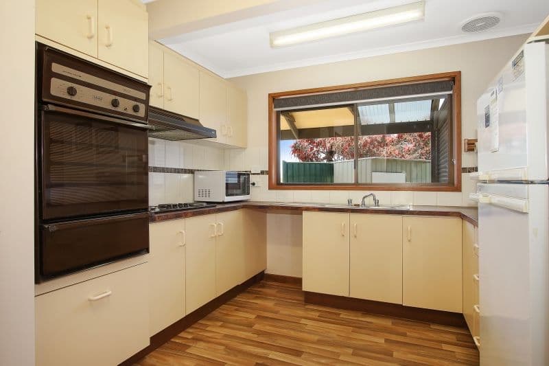 5 Paradise Court, Oakhurst - Thumbnail 4