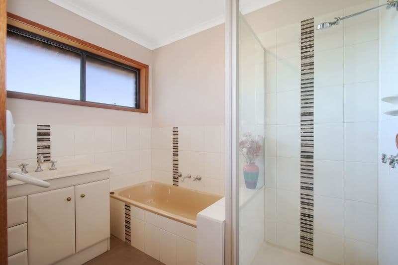 5 Paradise Court, Oakhurst - Thumbnail 8