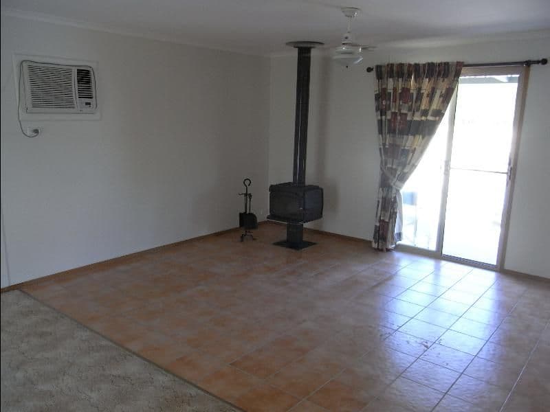 65 Read Street, HOWLONG NSW 2643, Howlong - Thumbnail 2