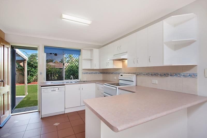 11 Capiten Court, VARSITY LAKES QLD 4227, Varsity Lakes - Thumbnail 4