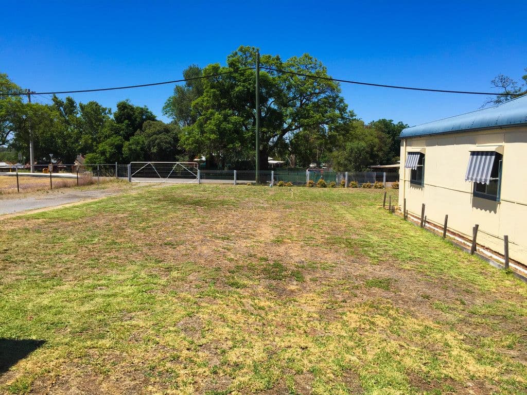 3 Crescent Street, Narrandera - Thumbnail 3