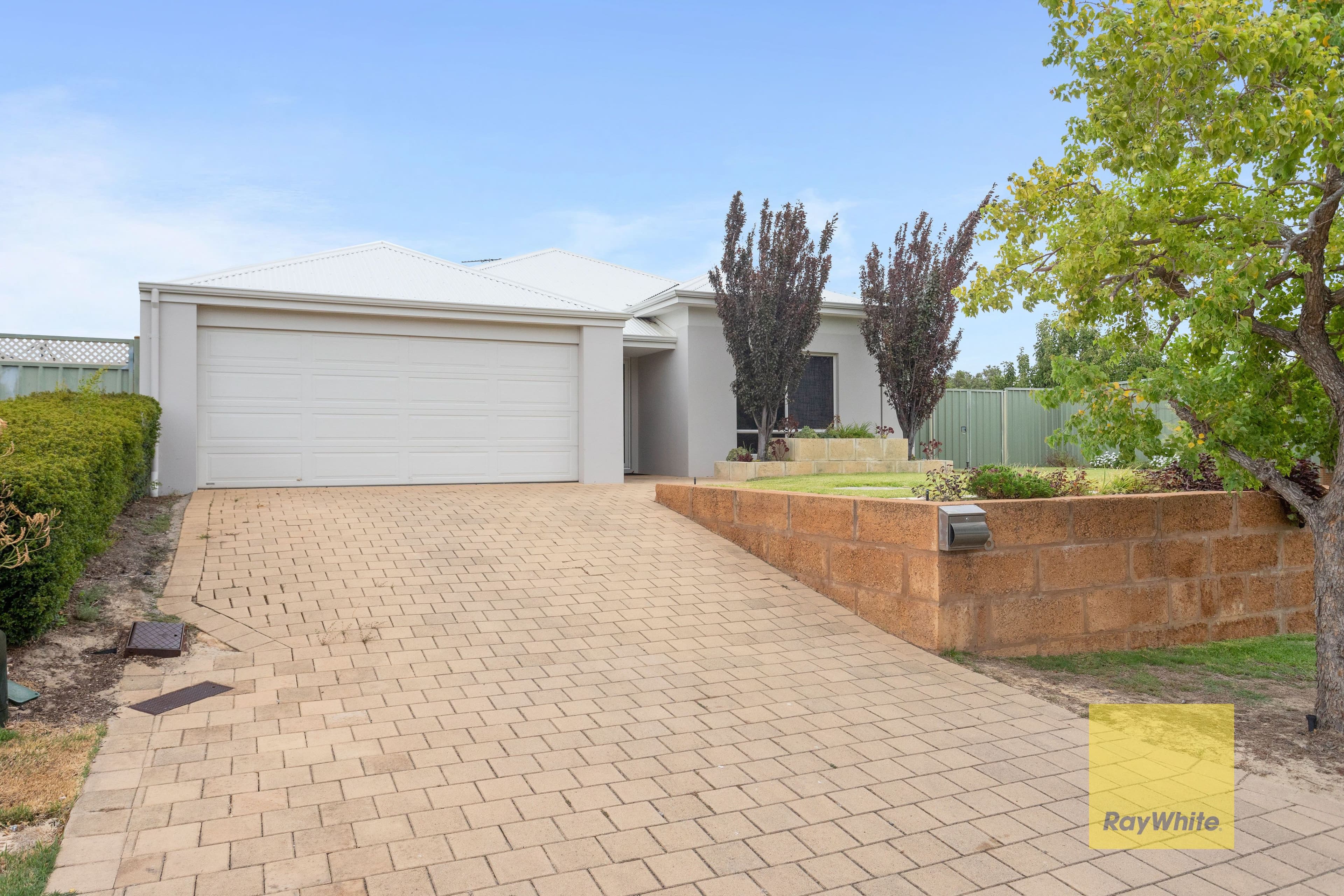 8 Drummond Gardens, Helena Valley WA 6056, Helena Valley - Thumbnail 2
