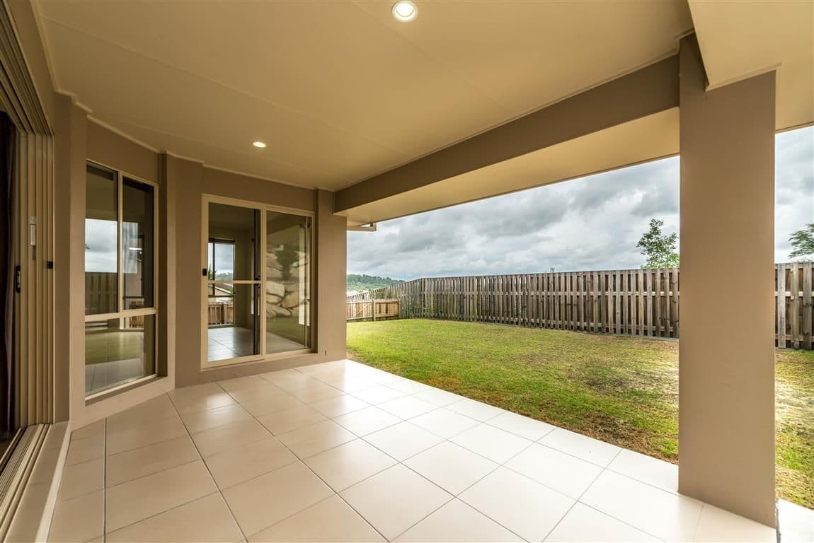10 Isdell Court, UPPER COOMERA QLD 4209, Upper Coomera - Thumbnail 3