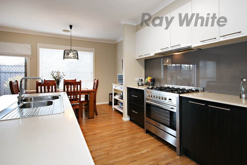 21 Derham Drive, Point Cook VIC 3030, Point Cook - Thumbnail 6