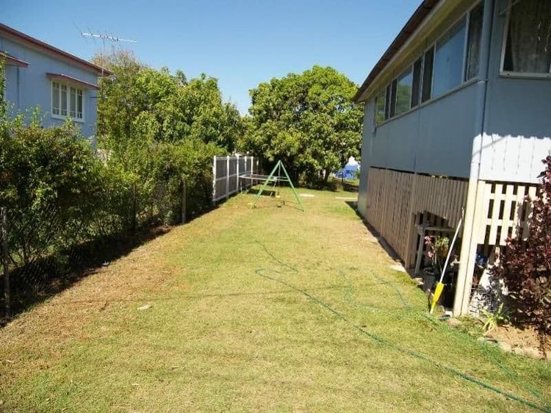16 Musgrave Street, BERSERKER QLD 4701, Berserker - Thumbnail 4