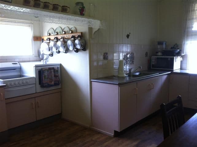 12 Mayne Street, ROMA QLD 4455, Roma - Thumbnail 2