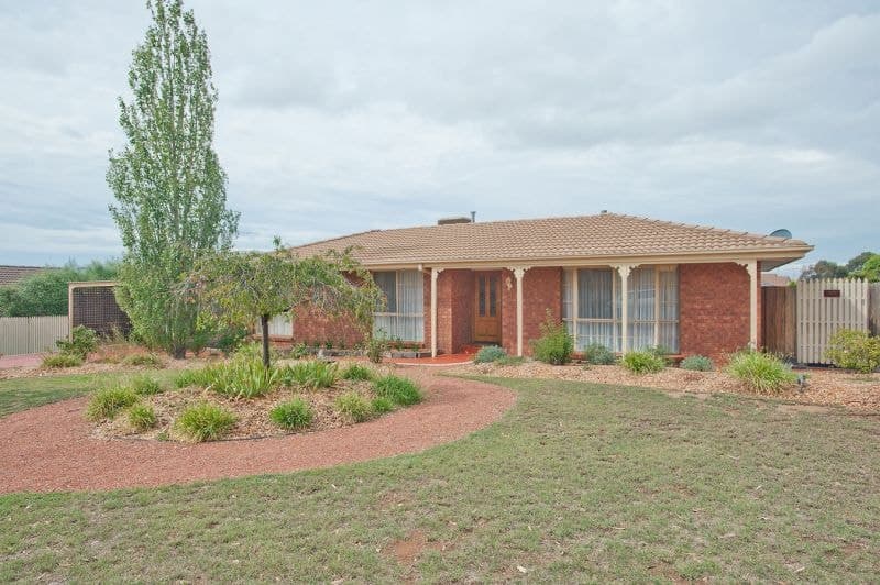 46 Morrison Drive, Bacchus Marsh - Thumbnail 2