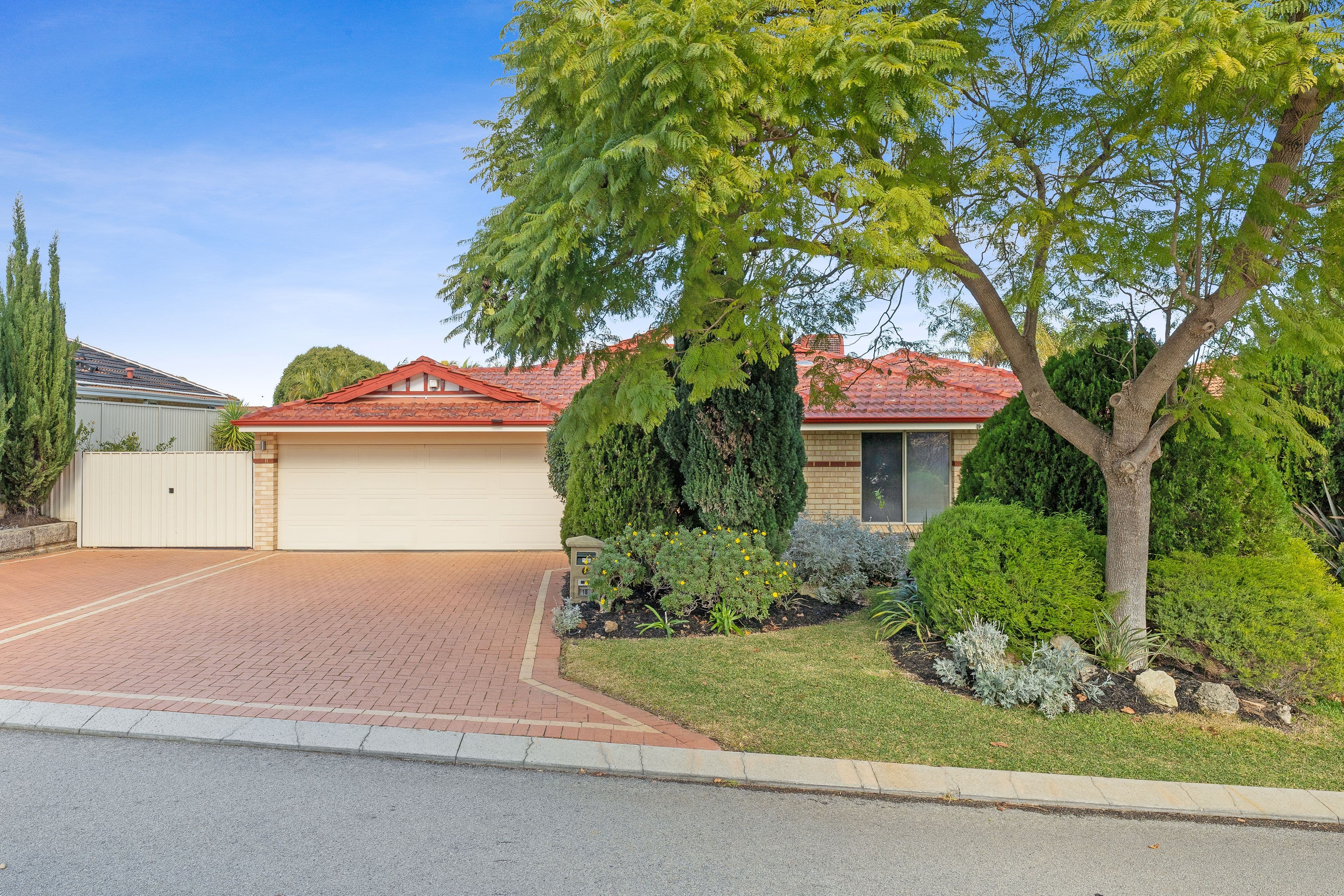 18 Scotford Way, Baldivis WA 6171, Baldivis - Thumbnail 2