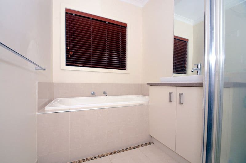 13 Golden Grove, SPRINGVALE SOUTH VIC 3172, Springvale South - Thumbnail 6