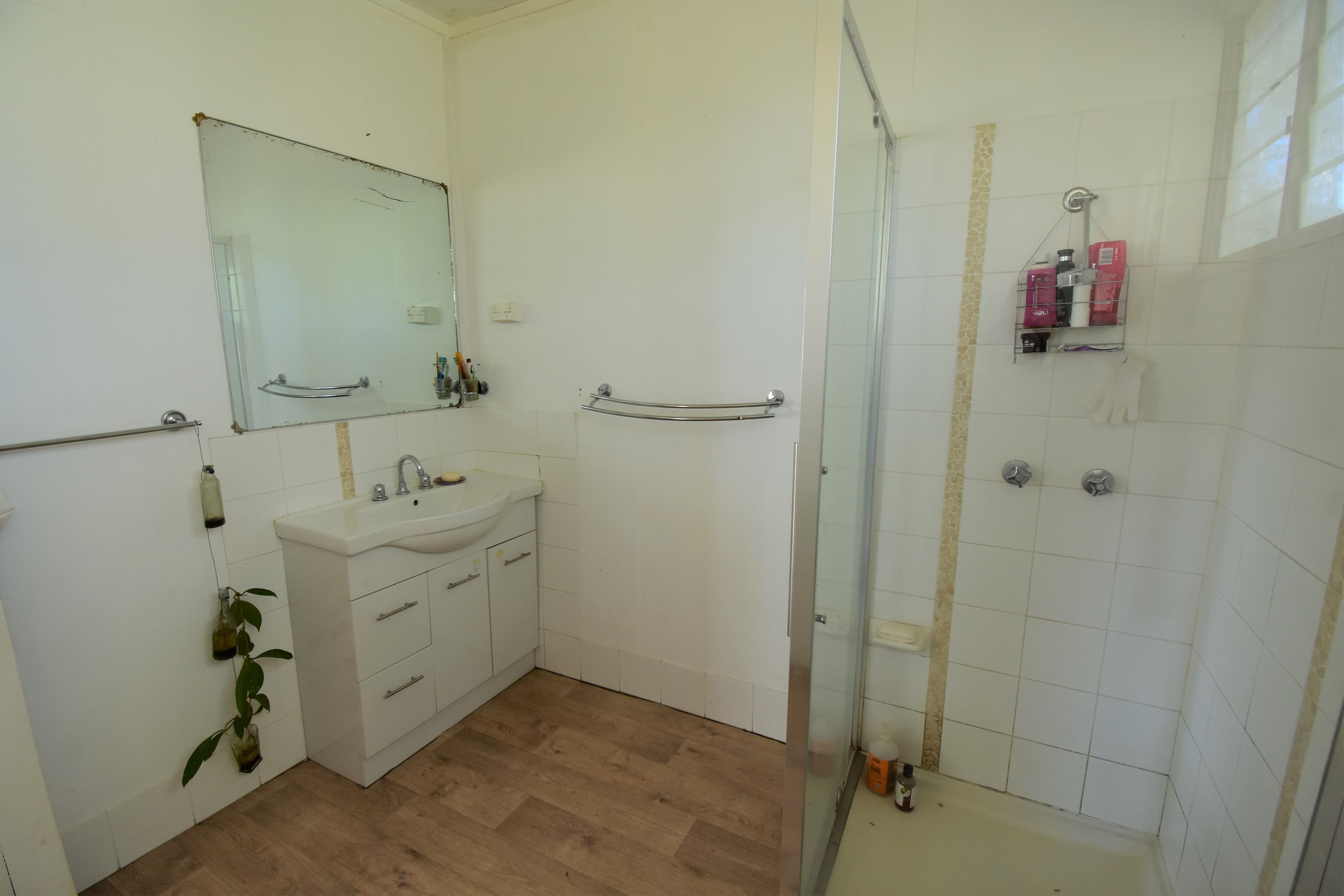 138 Yew Street, Barcaldine QLD 4725, Barcaldine - Thumbnail 3