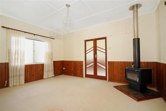 213 North Street, ROCKVILLE QLD 4350, Rockville - Thumbnail 3