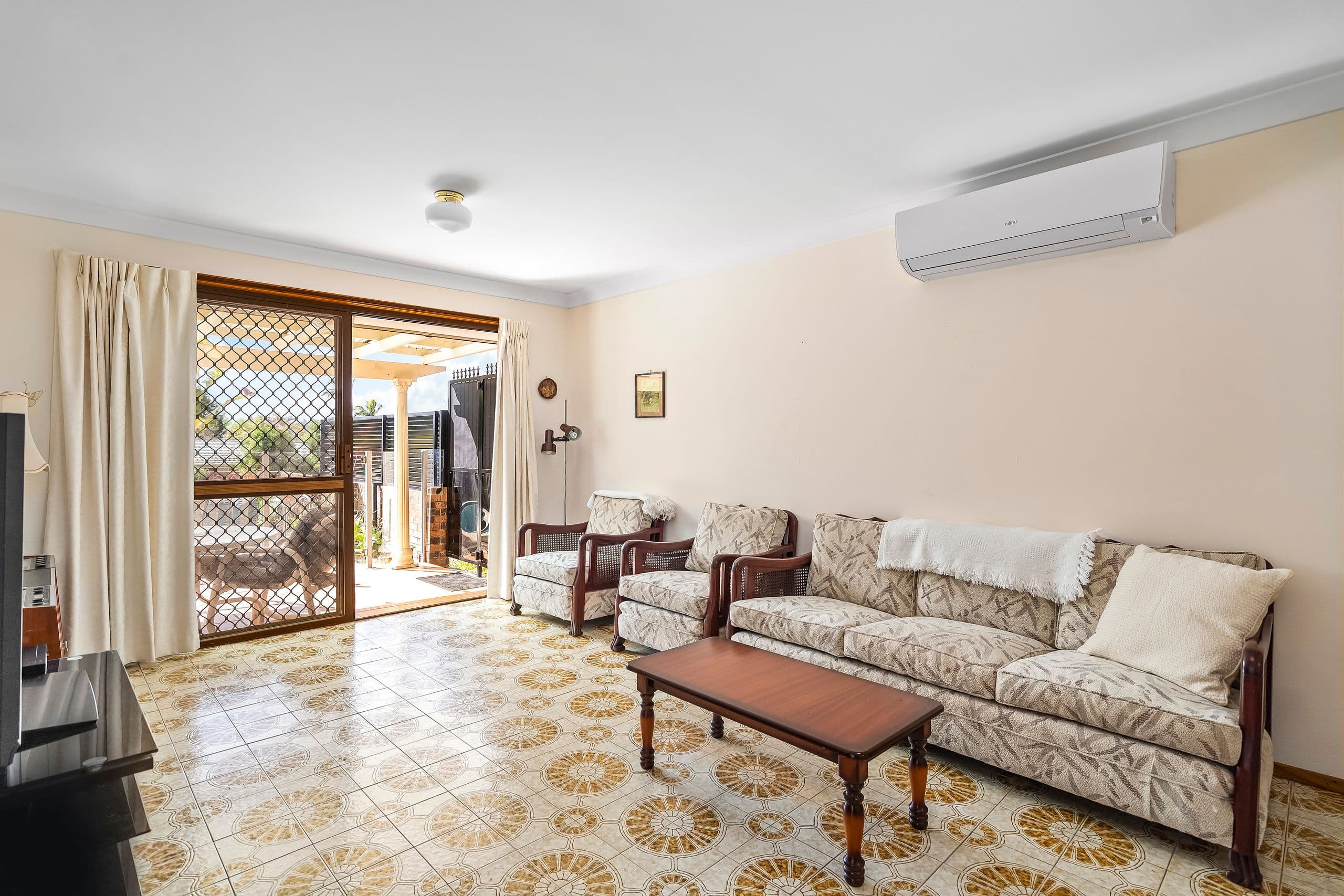 5 Numidia Street, Currumbin Waters QLD 4223, Currumbin Waters - Thumbnail 8