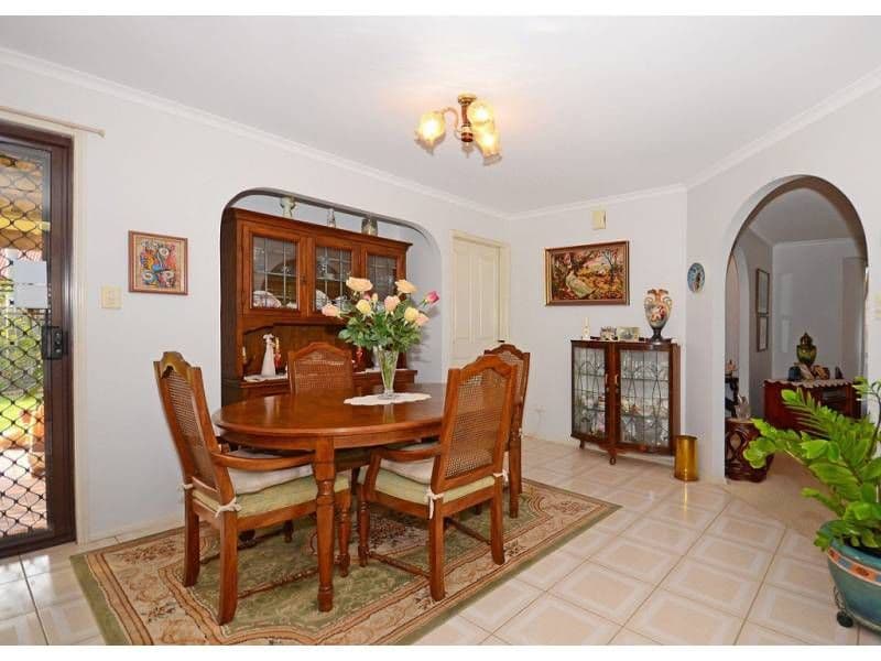 6 Dean Court, Urraween QLD 4655, Urraween - Thumbnail 4