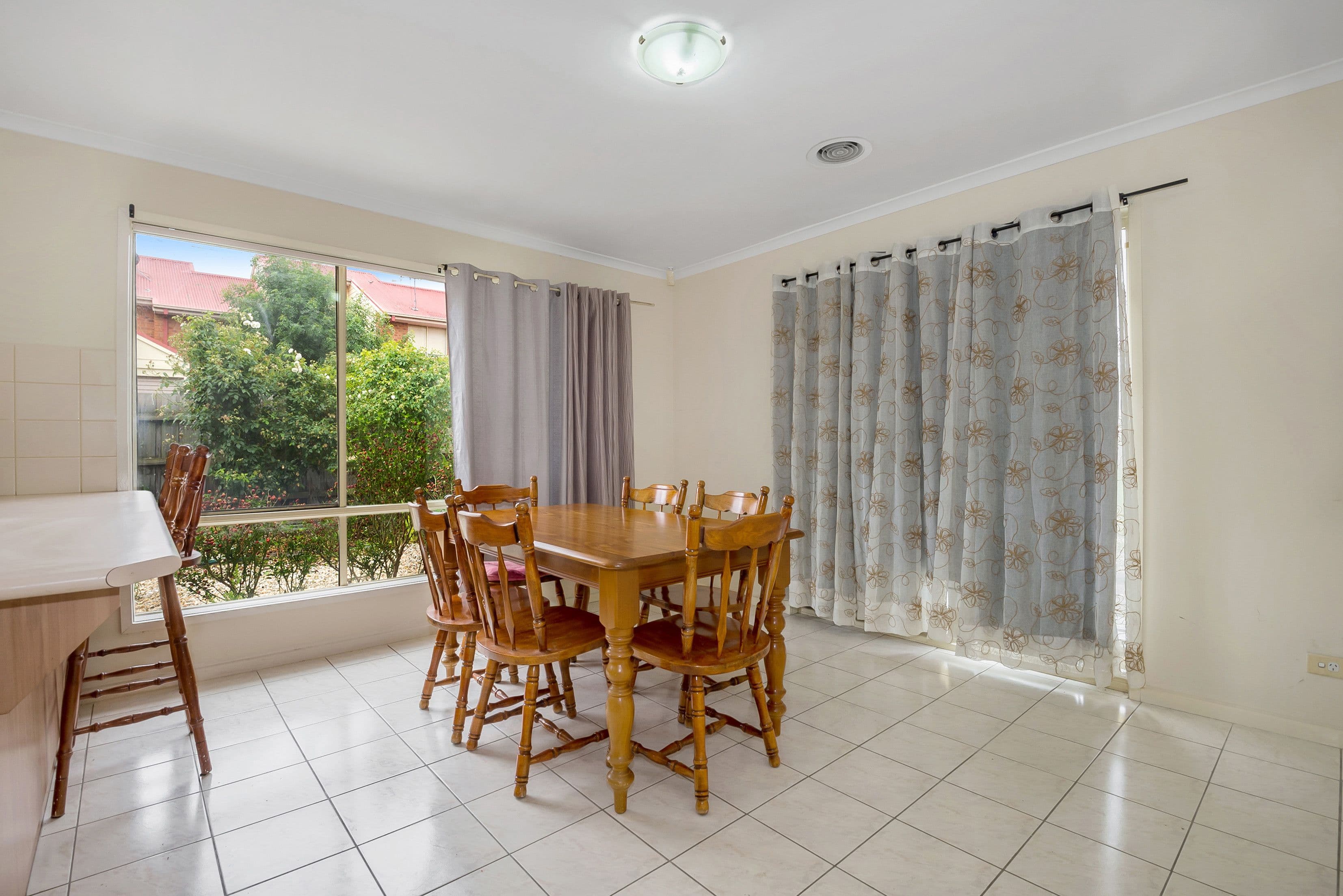 3 Houston Court, Reservoir VIC 3073, Reservoir - Thumbnail 5