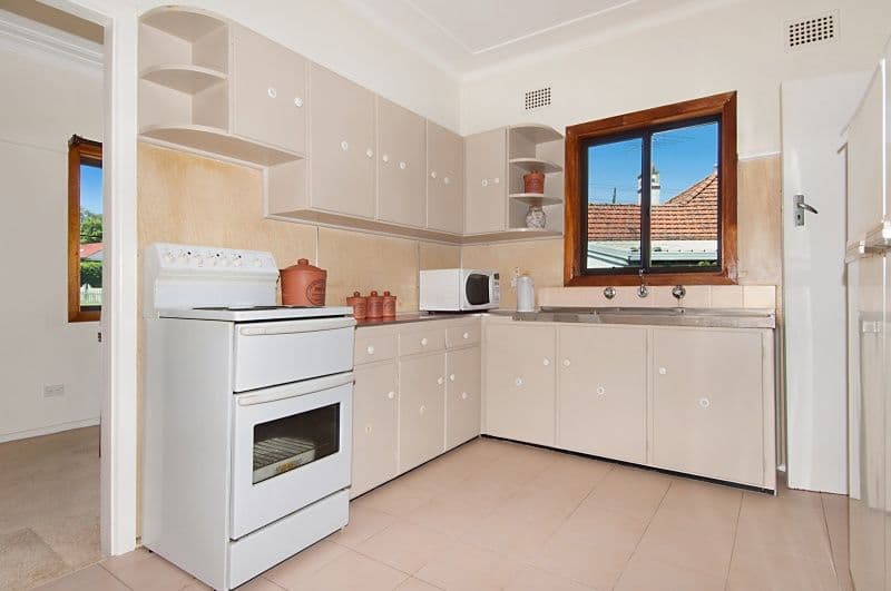 2a  Warner Street, GLADESVILLE NSW 2111, Gladesville - Thumbnail 2