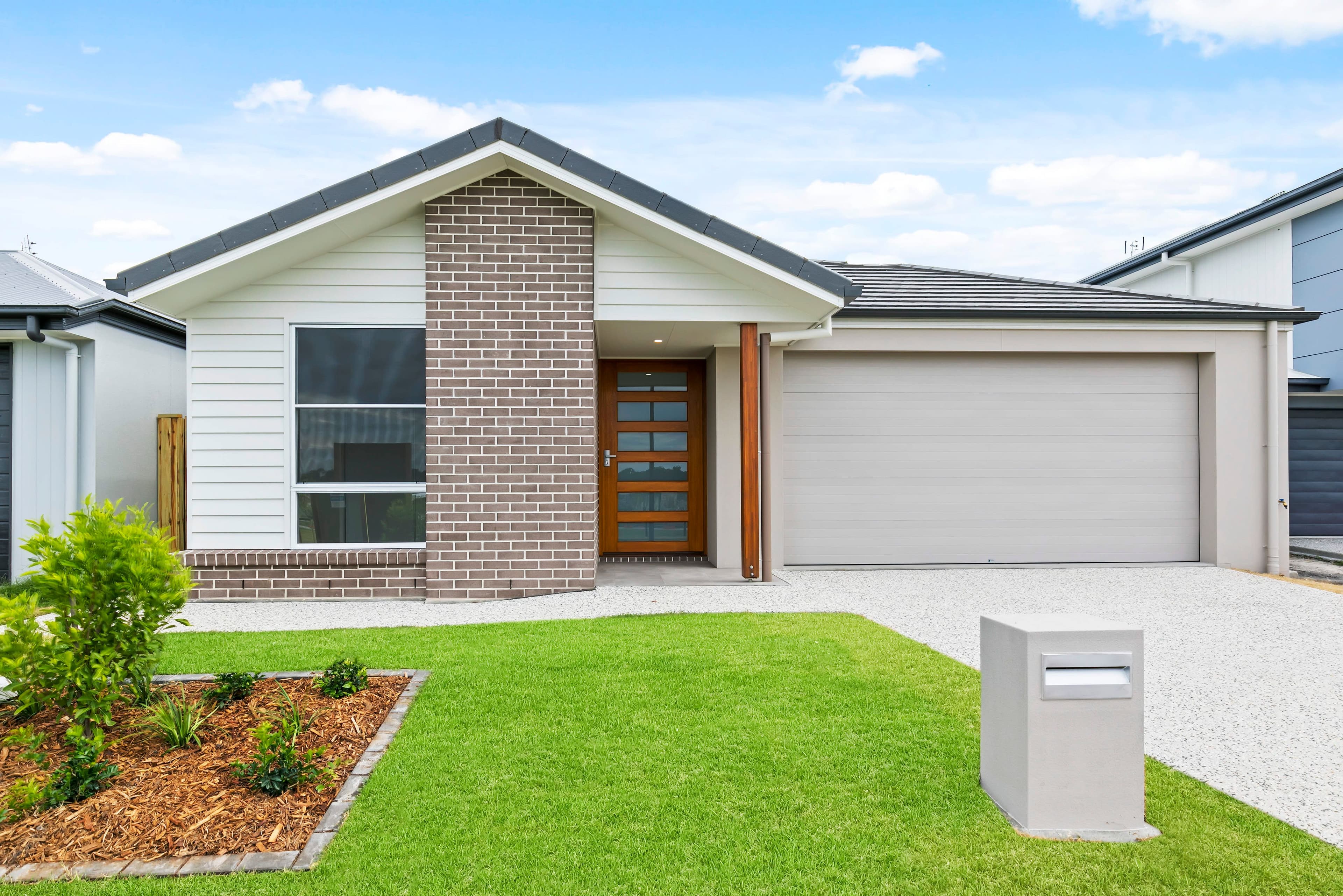14 Limosa Way " Harmony Estate", Palmview QLD 4553, Palmview - Thumbnail 2