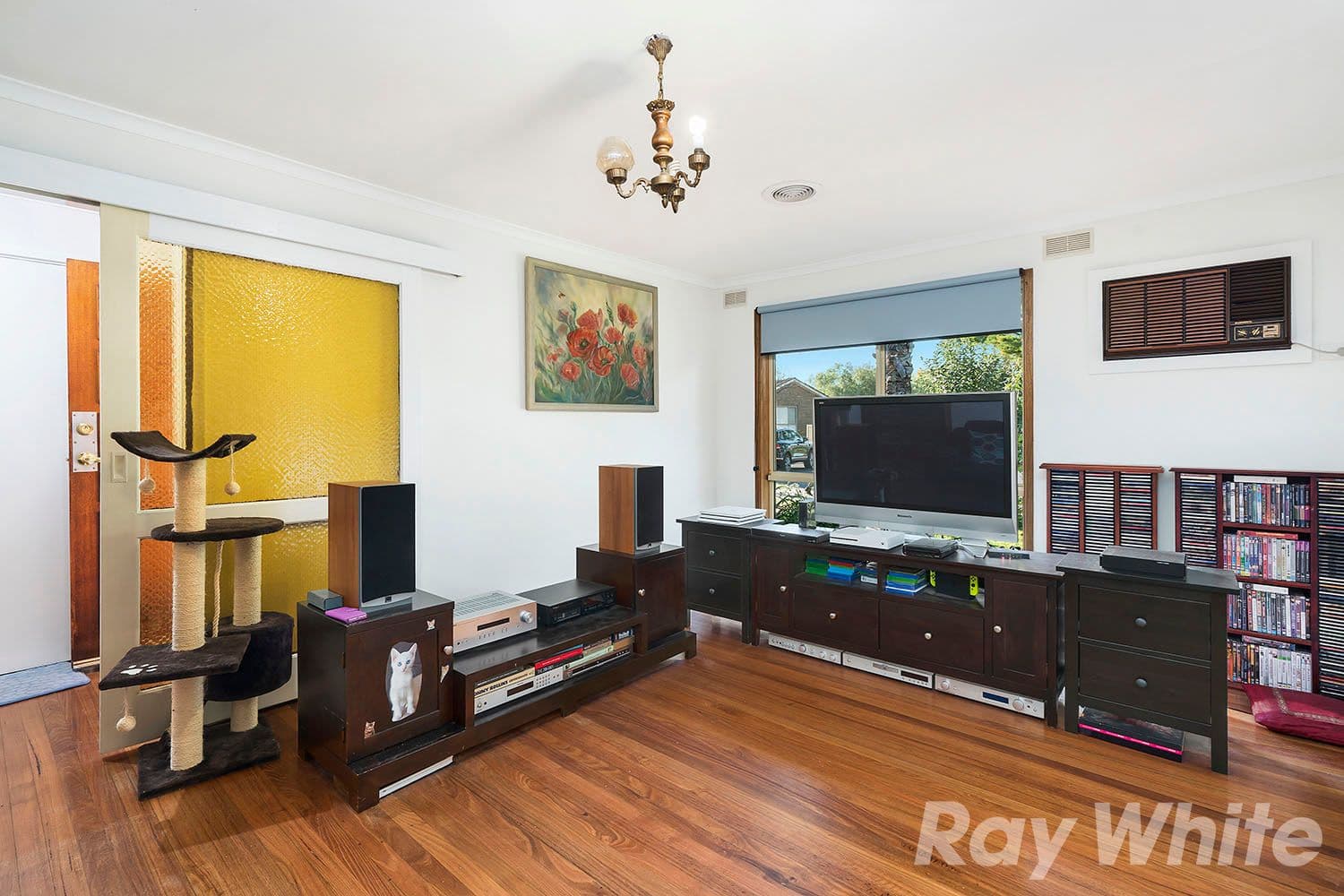 1 Larado Place, Clayton South VIC 3169, Clayton South - Thumbnail 2